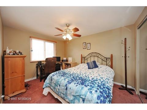 1429 Bayside Ln, Wheeling, IL 60090 photo 9