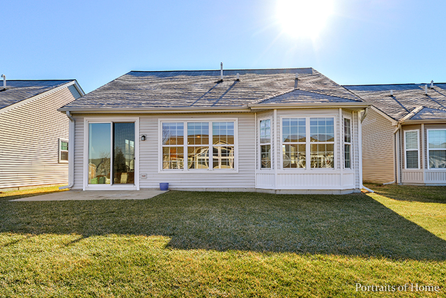 2484 Rolling Ridge Ln, Elgin, IL 60124 photo 2