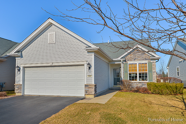 2484 Rolling Ridge Ln, Elgin, IL 60124 photo 1