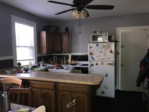 2043 Maple St, Des Plaines, IL 60018 photo 5