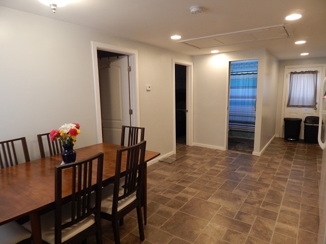 111 Spring St, Genoa, IL 60135 photo 4