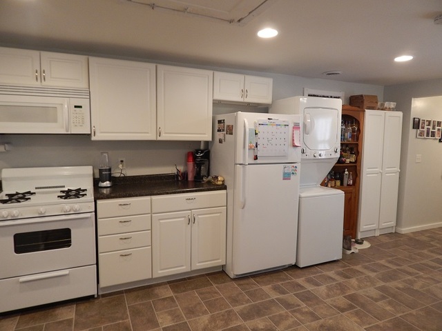 111 Spring St, Genoa, IL 60135 photo 6