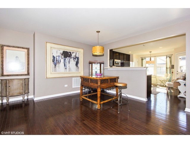 296 Devoe Dr, Oswego, IL 60543 photo 7