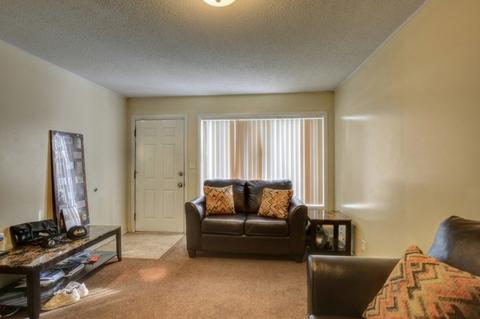 2701 Campbell Dr, Champaign, IL 61821 photo 6