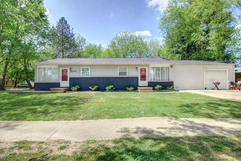 2701 Campbell Dr, Champaign, IL 61821 photo 1