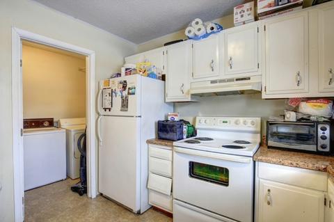 2701 Campbell Dr, Champaign, IL 61821 photo 11