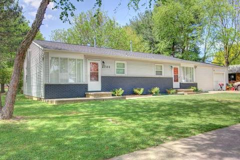 2701 Campbell Dr, Champaign, IL 61821 photo 2