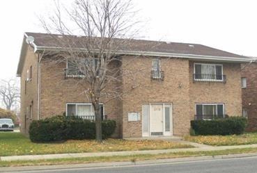 2710 E State St, Burnham, IL 60633 photo 1