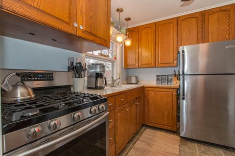 556 Longfellow Ave, Deerfield, IL 60015 photo 11