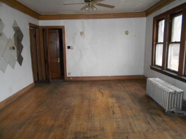 130 E 124th St, Chicago, IL 60628 photo 5