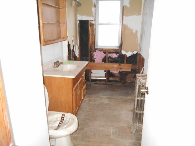 130 E 124th St, Chicago, IL 60628 photo 7