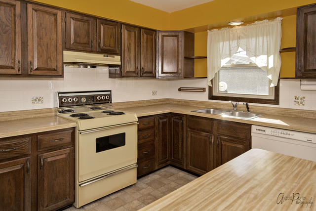 1020 E Bonner Rd, Wauconda, IL 60084 photo 6