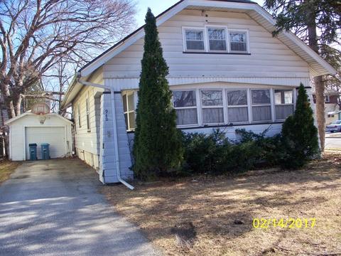 940 5th St, Aurora, IL 60505 photo 2
