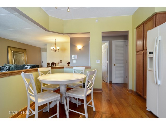 1675 Mill St #308, Des Plaines, IL 60016 photo 5