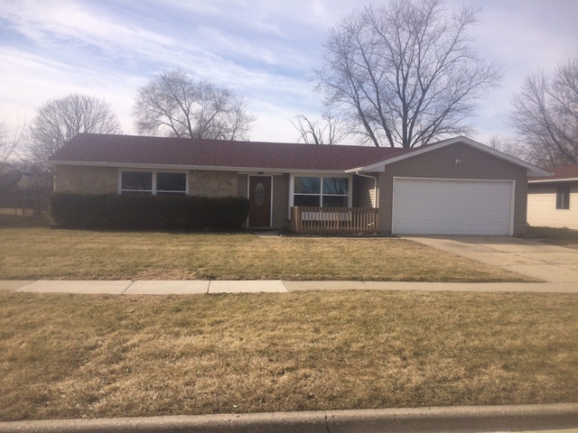 188 Waverly Dr, Elgin, IL 60120 photo 1