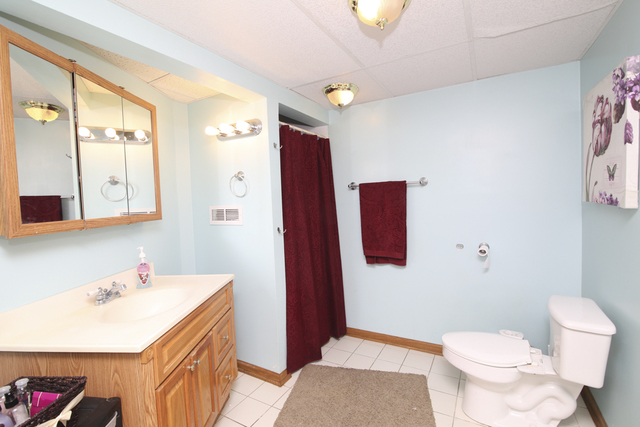 565 Normal Rd, Dekalb, IL 60115 photo 15
