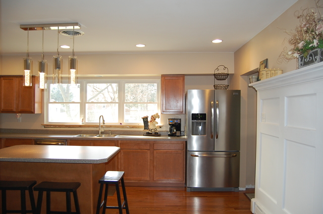 555 E 2nd St, Lockport, IL 60441 photo 13