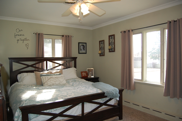 555 E 2nd St, Lockport, IL 60441 photo 9