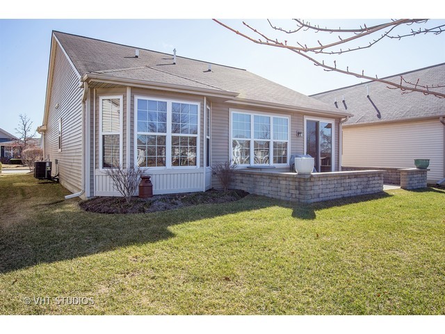 2490 Rolling Ridge Ln, Elgin, IL 60124 photo 14