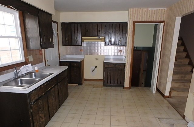 14826 Evers St, Dolton, IL 60419 photo 4
