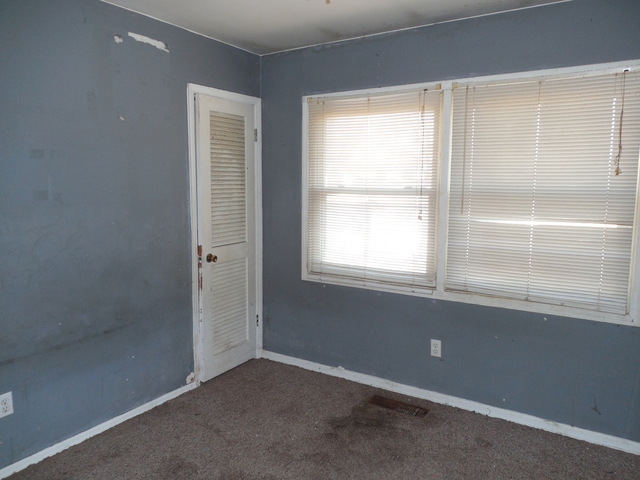 175 S 1st St, Kankakee, IL 60901 photo 8