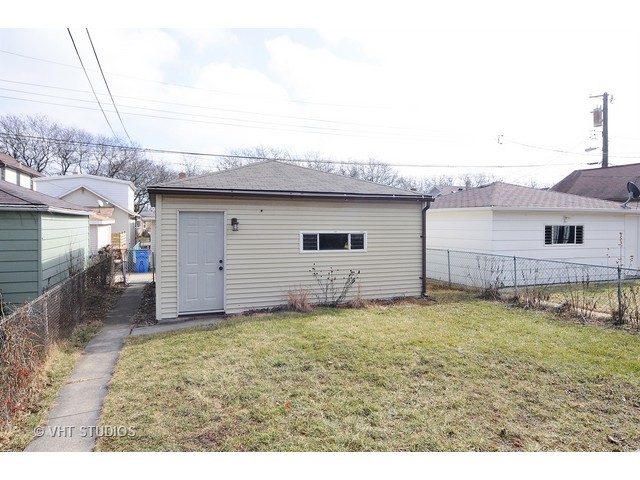 5463 N New England Ave, Chicago, IL 60656 photo 10