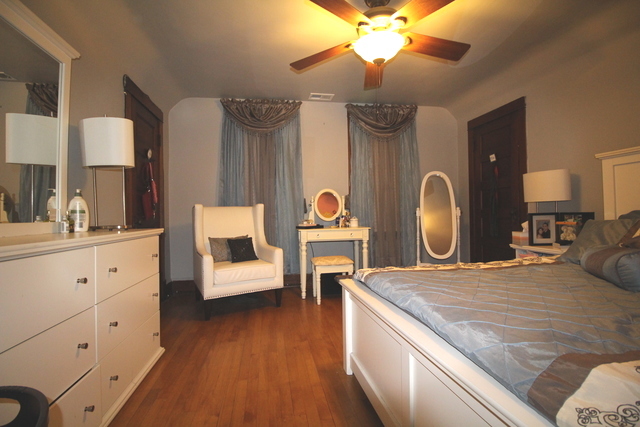 8032 White Ave, Lyons, IL 60534 photo 4