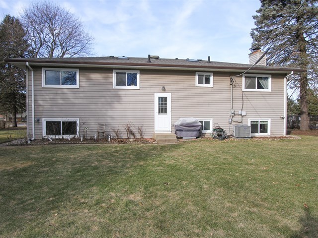 12 N239 Westview St, Elgin, IL 60124 photo 22