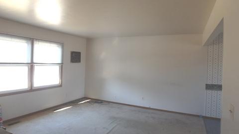 1904 Oak Dr, Mchenry, IL 60050 photo 2