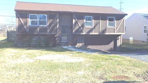 1904 Oak Dr, Mchenry, IL 60050 photo 1