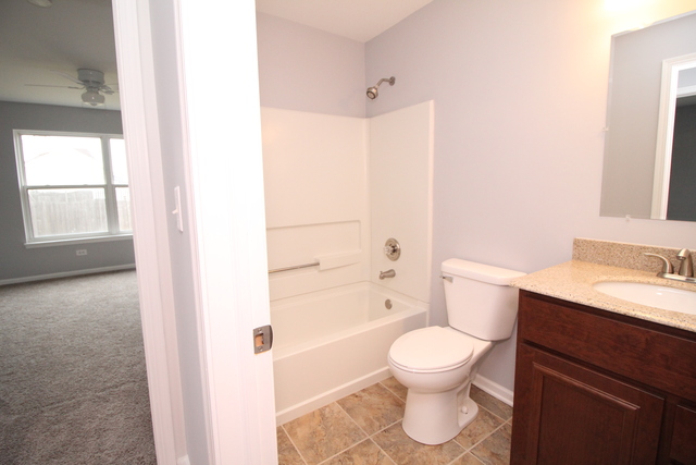 1839 Courtwright Dr, Plainfield, IL 60586 photo 12