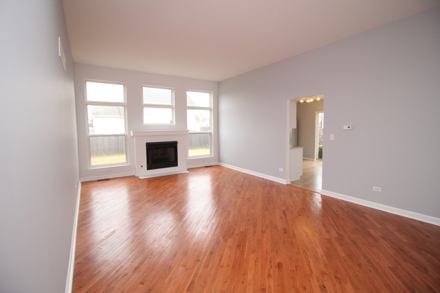 1839 Courtwright Dr, Plainfield, IL 60586 photo 2