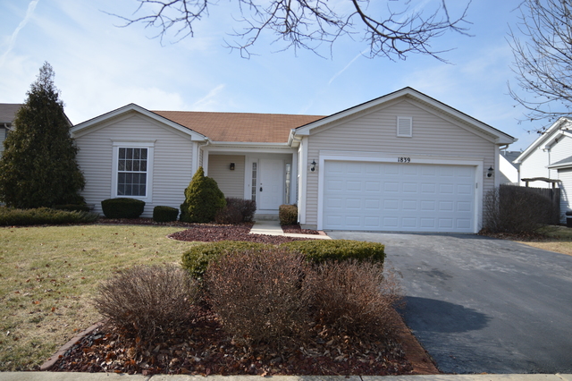 1839 Courtwright Dr, Plainfield, IL 60586 photo 1
