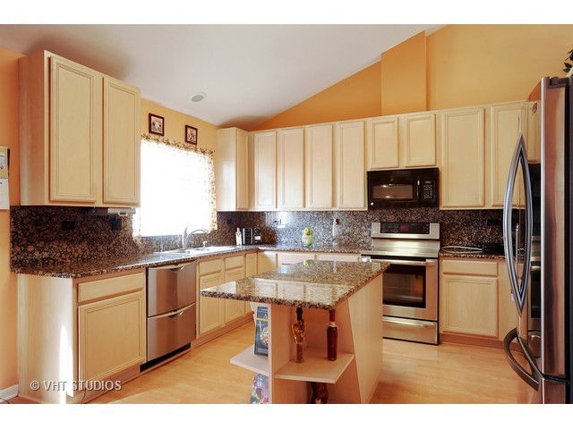 1940 Chamberry Ct, Wheeling, IL 60090 photo 5