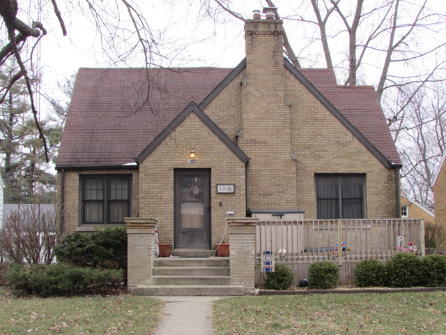 1216 S 6th Ave, Kankakee, IL 60901 photo 1
