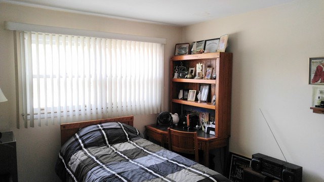 1136 Marshall Dr, Des Plaines, IL 60016 photo 13