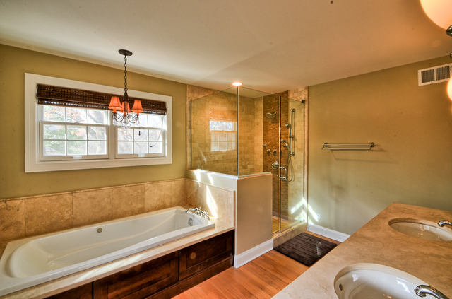 99 E Thompson Dr, Wheaton, IL 60189 photo 13