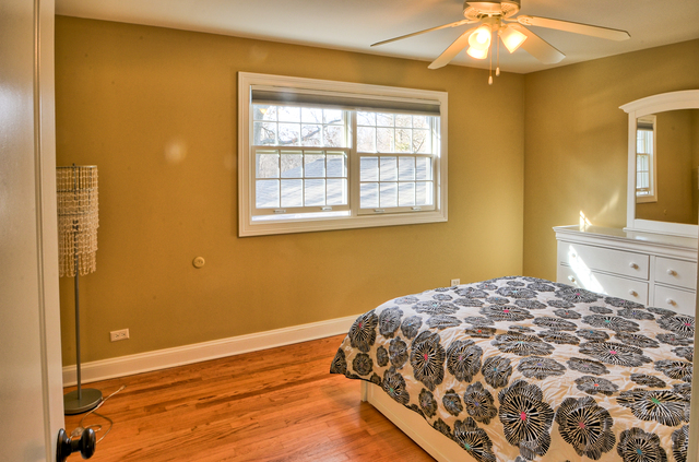 99 E Thompson Dr, Wheaton, IL 60189 photo 16