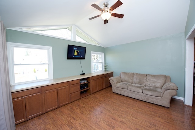 43 Codorus Rd, Montgomery, IL 60538 photo 7