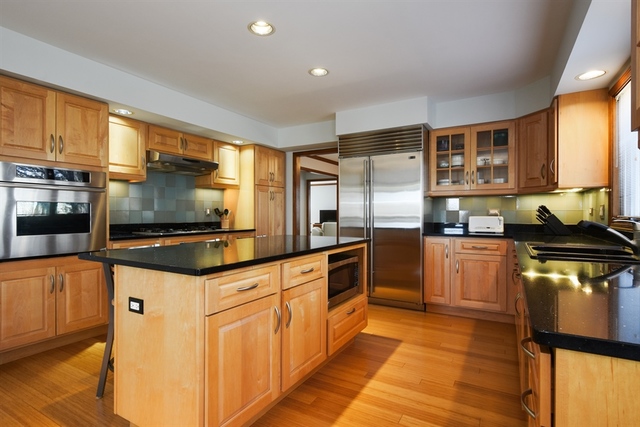 2301 Mohawk Ln, Glenview, IL 60026 photo 4