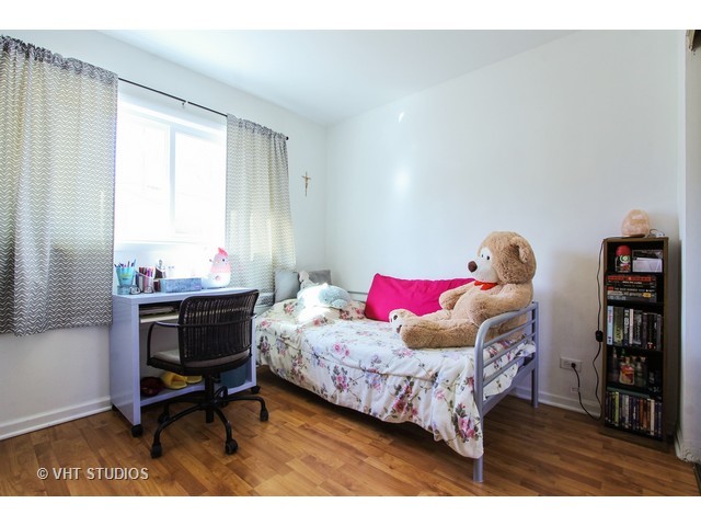 70 Payson St, Hoffman Estates, IL 60169 photo 7