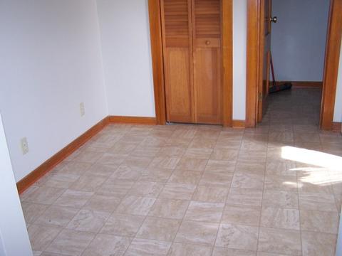 912 White Ln, Ottawa, IL 61350 photo 7