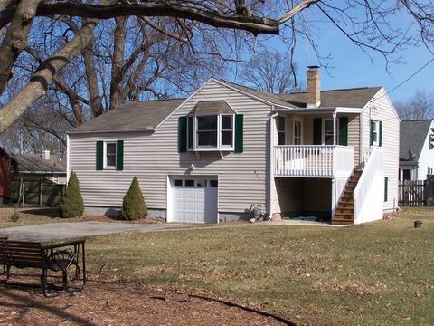 912 White Ln, Ottawa, IL 61350 photo 1