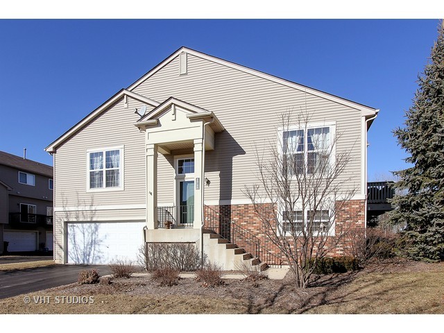 28788 W Pondview Dr, Lakemoor, IL 60051 photo 1