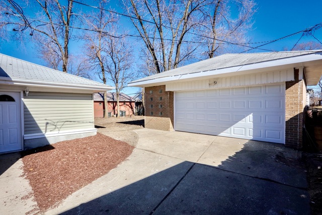1537 Victoria Ave, Berkeley, IL 60163 photo 23