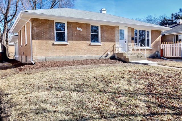 1537 Victoria Ave, Berkeley, IL 60163 photo 1