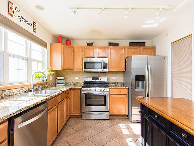 690 River Mill Pkwy, Wheeling, IL 60090 photo 8