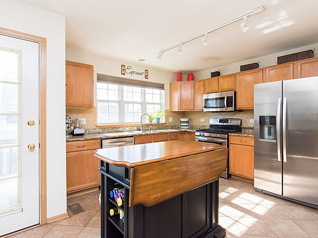 690 River Mill Pkwy, Wheeling, IL 60090 photo 7