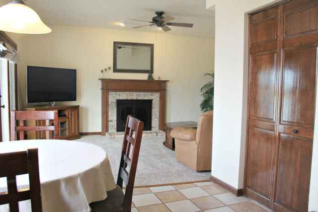 612 Golfers Ln, Bartlett, IL 60103 photo 10