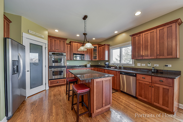 24820 Thornberry Dr, Plainfield, IL 60544 photo 11